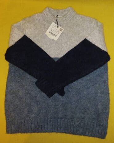 Kids' Footwear: Zara dzemper s etiketom 122 Predivan Zarin dzemperic za decake od 7 — 3