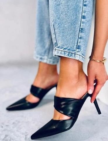 Slippers 39, color - Black