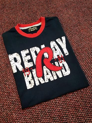 majice sa aplikacijama: Replay original muška majica vel. M Prodajem originalnu mušku Replay — 5