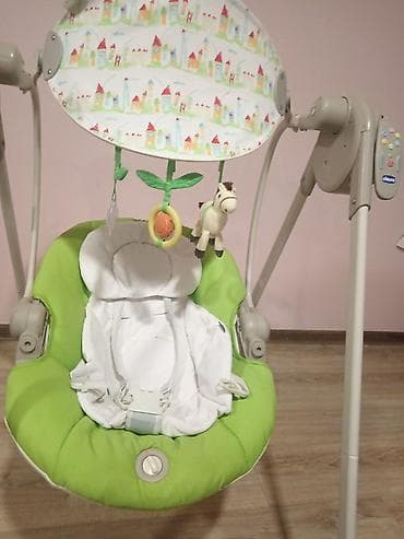 Chicco električna ljuljaška za bebe sa tendom i igračkama - Udobno