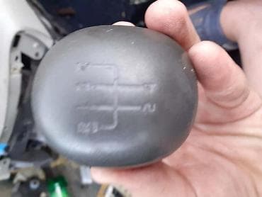 cilindar za stolicu: KUGLA RUCICE MENJACA SENIK 1 ZA RENAULT SCENIC — 2