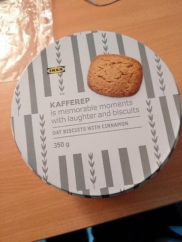 Metalna kutija IKEA KAFFEREP Metalna kutija od keksa. Samo je keks