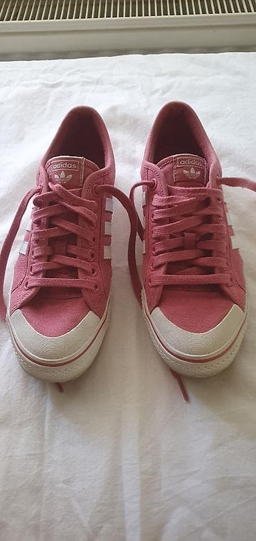 Adidas Originals patike 41 1/3 – roze Adidas Originals patike u veoma na lalafo.rs Adidas Originals patike 41 1/3 – roze Adidas Originals patike u veoma
