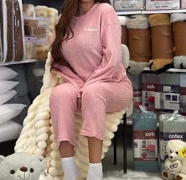 ps bele pantalone: Ženske plišane pidžame – dvodelni set Gs - Materijal: mekan, topao i — 5