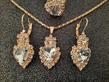 Setovi nakita: Pozlaćeni set. Ogrlica, minđiše i prsten. Slanje poštom. - — 1