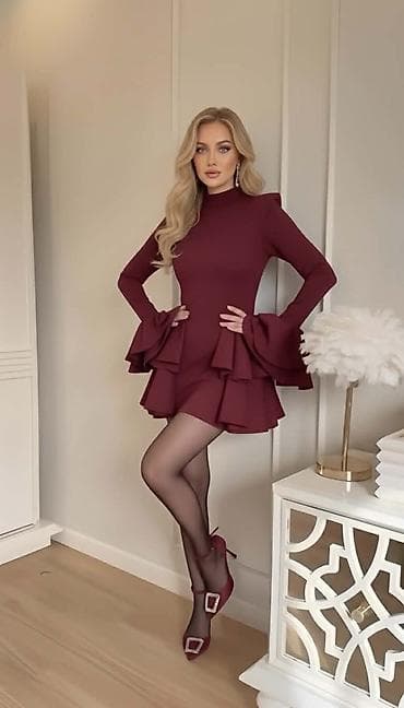 Haljine
Cena 2900
Uni vel.
V23