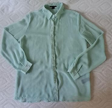 Forever 21 ženska košulja na dugmad - Model: klasična košulja sa