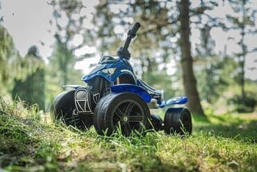 c a dukserice: 🟦QUAD na pedale 🟦 ️ ️KVAD️ četvorotočkaš na pedale sa sirenom na — 6