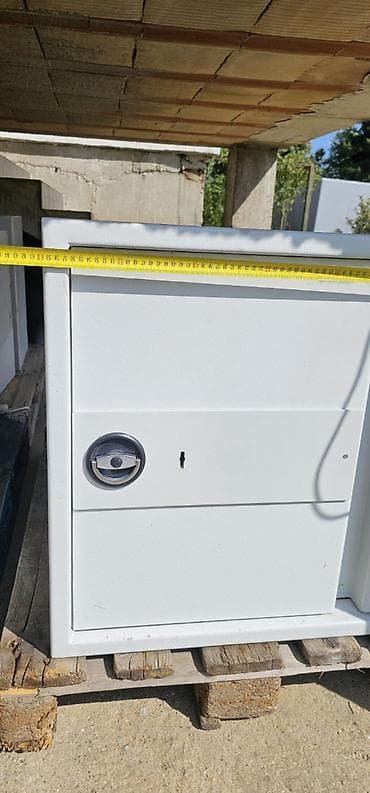 Sobne biljke: Prodaja sefova KONSMETAL -sefovi sa mehaničkom bravom i 2 ključa — 2