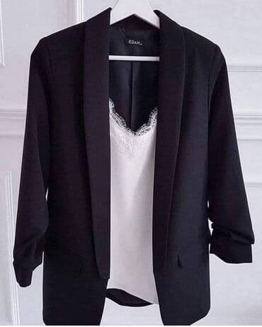 sako sa cirkonima: Sako 2500dinara
Majica 1800 dinara — 1