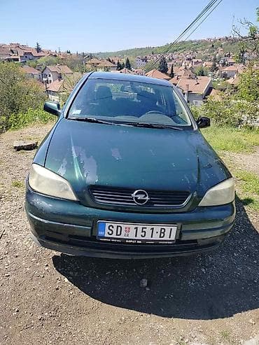 auto punjac: Opel Astra G 2000 god, registrovana do polovine jula. Cena je — 2