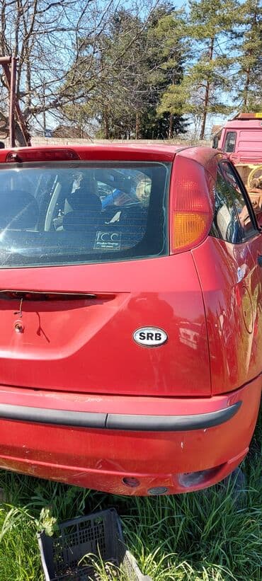 Polovni i novi delovi za Ford. Focus,Fiesta,Escort