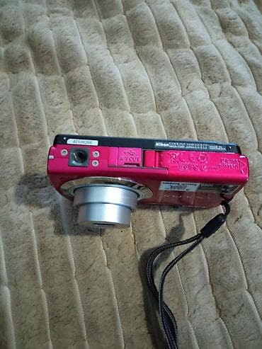 cajnik sa cediljkom: Nikon COOLPIX S230 – kompaktni digitalni fotoaparat u ružičastoj boji — 8