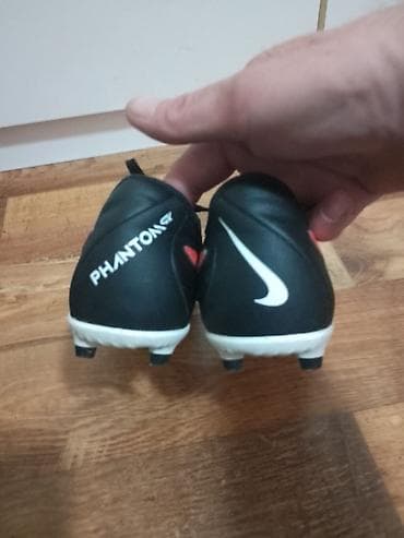 Dodaci za bicikl: Kopacke NIKE PHANTOM br 36 gaziste 23 cm su u odlicnom stanju sa — 6