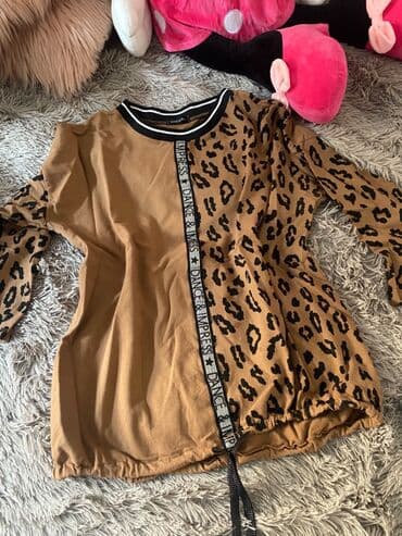new yorker sorcevi: Bluza nova 500 din — 1