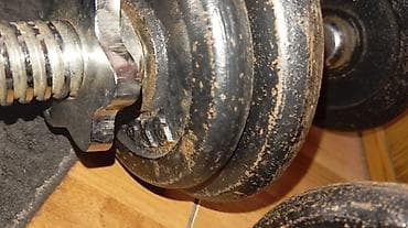 polovna gitara: Liveni metalni tegovi bučice 20 kg (2 x 10 kg) podesivi — 4
