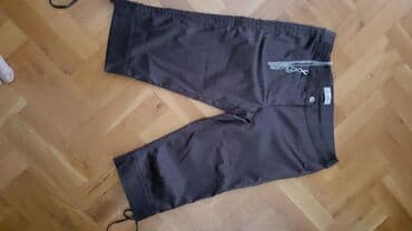Women's Clothing: Zenske 3/4 pantalone br.40 — 1
