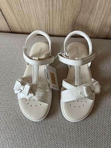 kragujevac obuca: Dečije sandale Geox, bela boja, broj 32. Mogu da isporučim haljinu u — 5