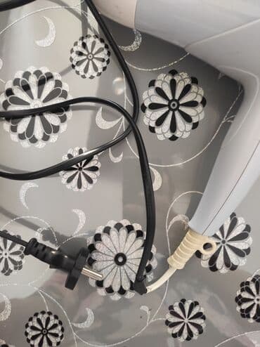 resetke za frizider: Fen za kosu Philips beauty 1600w. Iz uvoza ispravan — 5