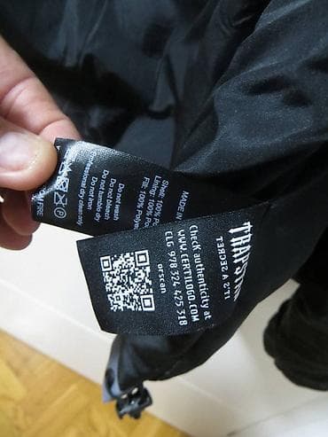 pull and bear jakne: Winter jacket S, color - Black — 7