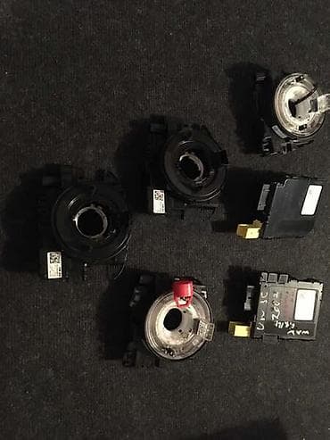 delovi za tocak: SPULNE VOLANA ZA VOLKSWAGEN GOLF 5, GOLF 6, GOLF PLUS . OD 2004. DO — 1