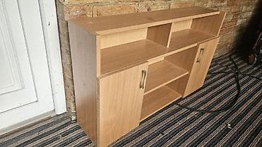 komode crne: TV/Hi-Fi komoda od svetlog drveta (iverica/laminat) sa mnogo prostora — 1