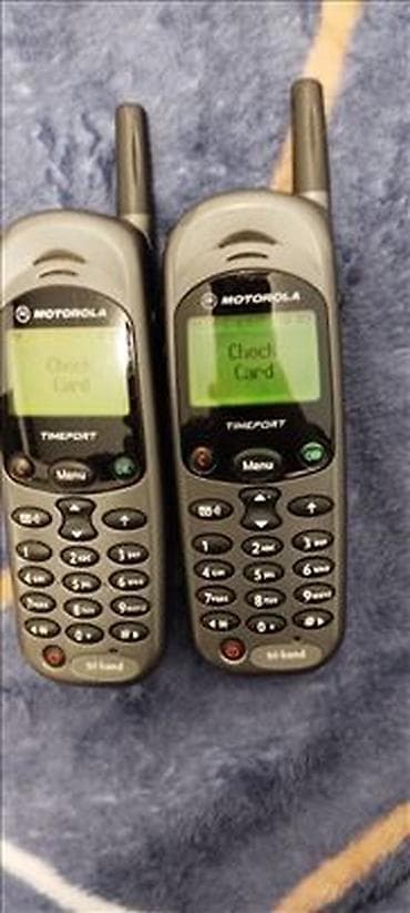 Sony Ericsson Z600 Prodajem telefon skoro kao nov, mali tragovi na