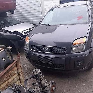 auto car for sale: FAROVI ZA FORD FUSION ZA 2006. GOD. | Polovni delovi za ford vozila — 2