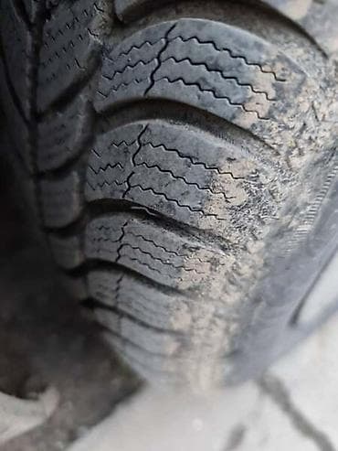 ČELIČNE FELNE 15 5 X 114.3 | Sa dobrim gumama 160 na lalafo.rs ČELIČNE FELNE 15 5 X 114.3 | Sa dobrim gumama 160