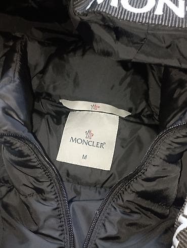 dsquared2 jakne: Moncler zimska jakna, crne boje, kratkog puffer kroja sa punjenim — 4