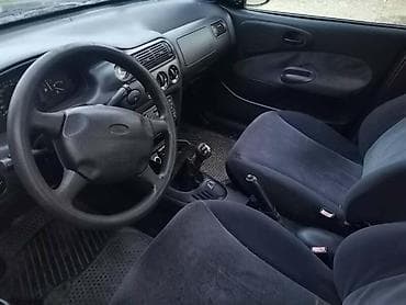 kupim auto: ENTERIJER ZA FORD ESCORT OD 1996. DO 2000. GOD. | Polovni delovi za — 4