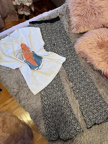 Komplet sve vel majica i pant 1000 din na lalafo.rs Komplet sve vel majica i pant 1000 din