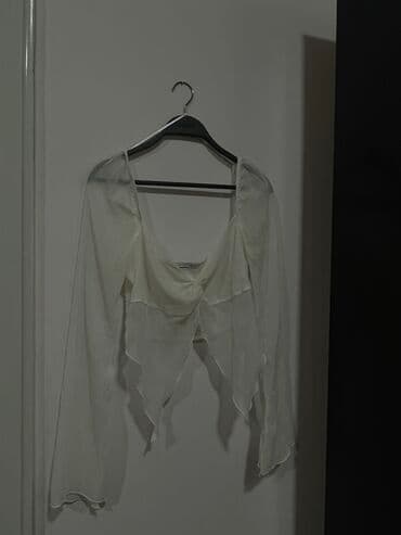 icono majice: Bershka
velicina L — 1
