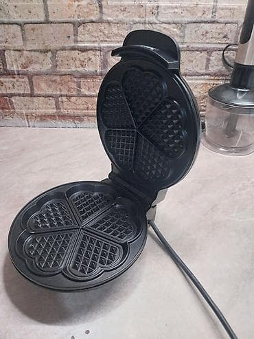 delimano aparati: Aparat za galete-bakin kolac je u odlicnom stanju sa sitnim tragovima — 3