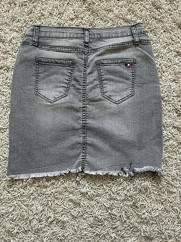 suknja sa tregerima: LOT suknji S — 7