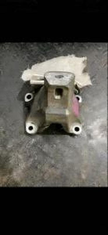 suv vozila: AUDI A6 ULTRA NOSAC STOPA MOTORA 4G0199308AE 8K0199307BJ | audi vw — 4