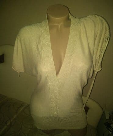 Gina Tricot zenska bluza zlatnih nijansi sa diskretnim sjajem na lalafo.rs Gina Tricot zenska bluza zlatnih nijansi sa diskretnim sjajem