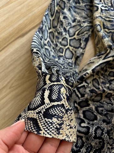 zenske mini torbice: Prelepa lepršava haljina Zara. Par puta obučena. Kao nova, u idealnom — 3