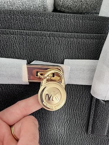 torba za tenis: Michael Kors kožna torba – crna tote/šoper silueta - Materijal — 2