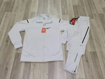 exit trenerke: TOP PONUDA Veličina S M L XL XXL Cena 5300 dinara Moguca zamena — 2