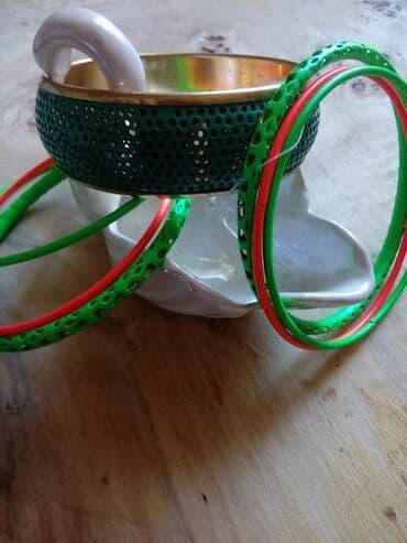 Necklaces: Set: Bracelet, Material: Plastic — 1