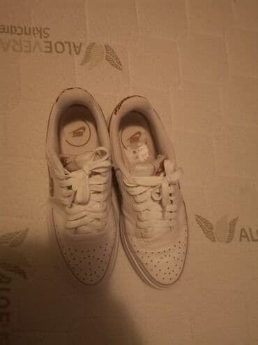 Personal Items: Nike, 39, color - White — 2