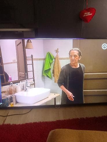 spoljna antena za tv: Vivax televizor 55 inči cena 130 EUR 55inci SMART led TV android — 5