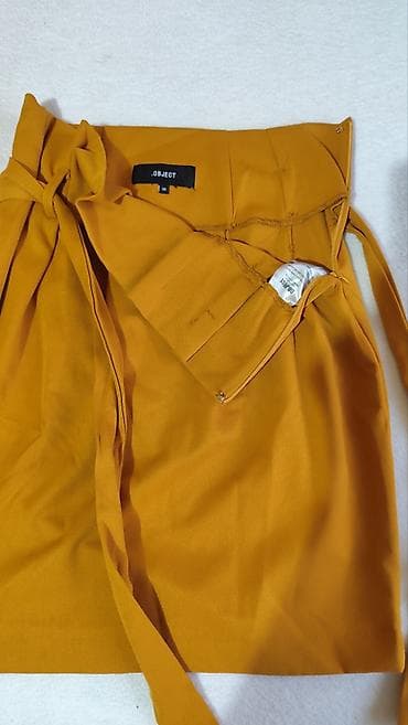 nike air 720 ispa: Ženska suknja u boji senfa (mustard). Kroj iznad kolena, A-linija sa — 6