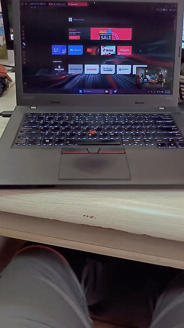 jeftini racunari: Lenovo ThinkPad – poslovni laptop sa dok stanicom Specifikacije — 9