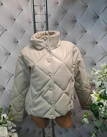 Roll-necks: Ženska kratka jakna – prošivena “puffer” silueta, sa visokim štitnikom — 2