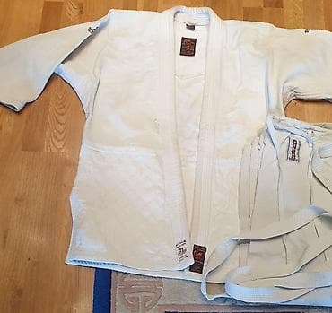 DANRHO Judo Kimono Uniforma Ultimate 750 IJF Bela. Kimono i donji deo