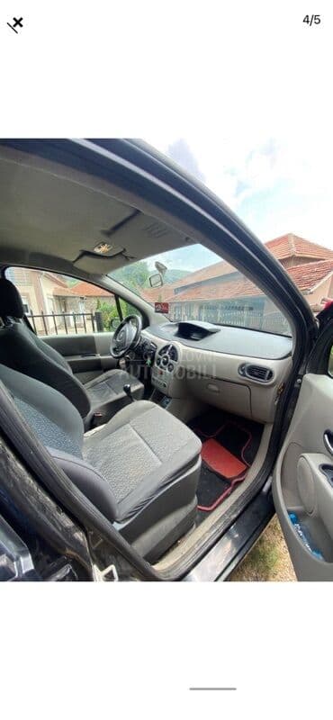 Vozila: Renault Modus: 1.5 l | 2005 г. 227000 km MPV Body Type — 4