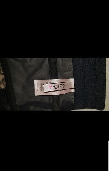 bonatti donji veš: Ženski longline grudnjak sa leopard printom i crnom čipkom - Model — 6