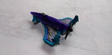 test iz istorije za 5 razred sa resenjima: Hot Wheels avion Poison Arrow,7,5 cm. Thailand ocuvan — 3